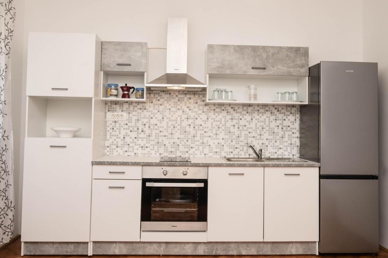 Apartment Marta Raša Extérieur photo